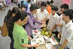學生與老師一同成果展演