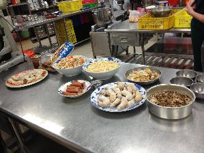 102/01/17外籍生美食料理，開新視窗